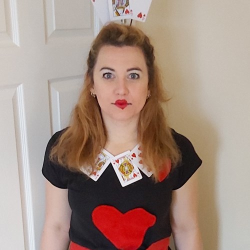 Queen of hearts 4.jpg