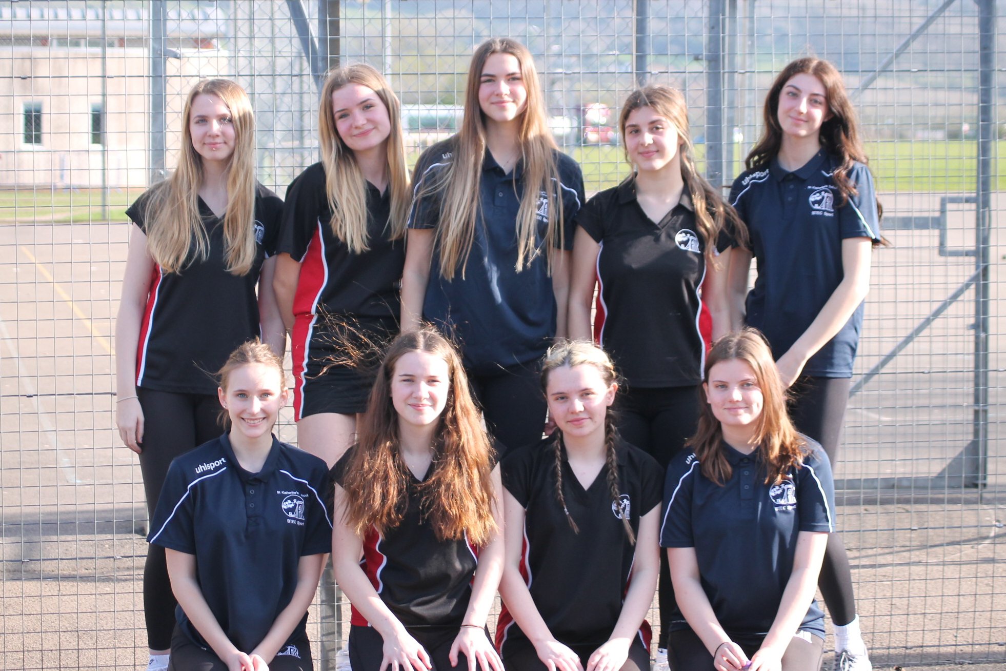 Girls netball.jpg