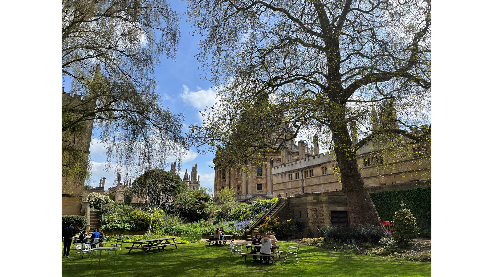 Oxford sixth form trip.png