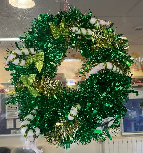 8P1 wreath.jpg